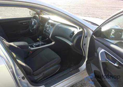 2013 Nissan Altima 2.5 S z USA, uszkodzony, nr VIN 1N4AL3AP3DC212264